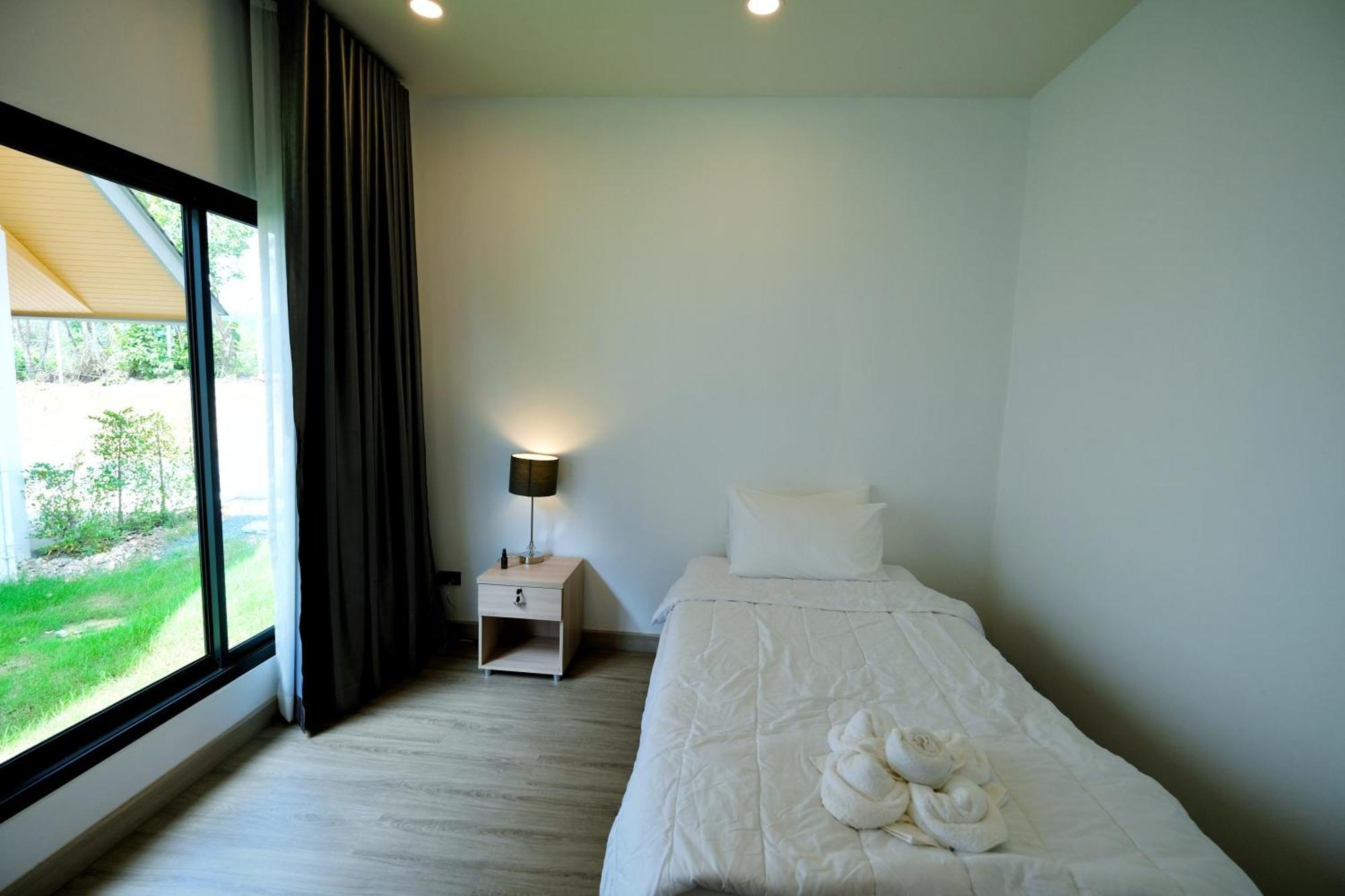 Passa ผัสสะ Tea Plantation @Mae On Hotel Ban Huai Kaeo Bagian luar foto